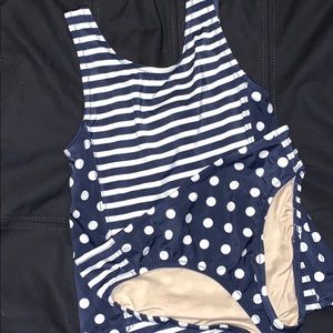 🌻2 for $25 🌻 Adorable crewcuts tankini for girls